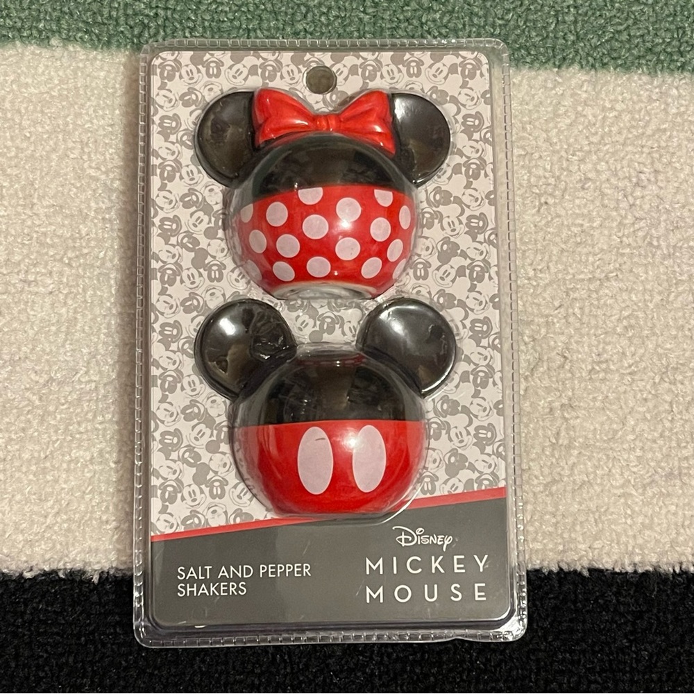 🧂Disney Mickey and Minnie Mouse Figural Ears Salt & Pepper Shakers Set